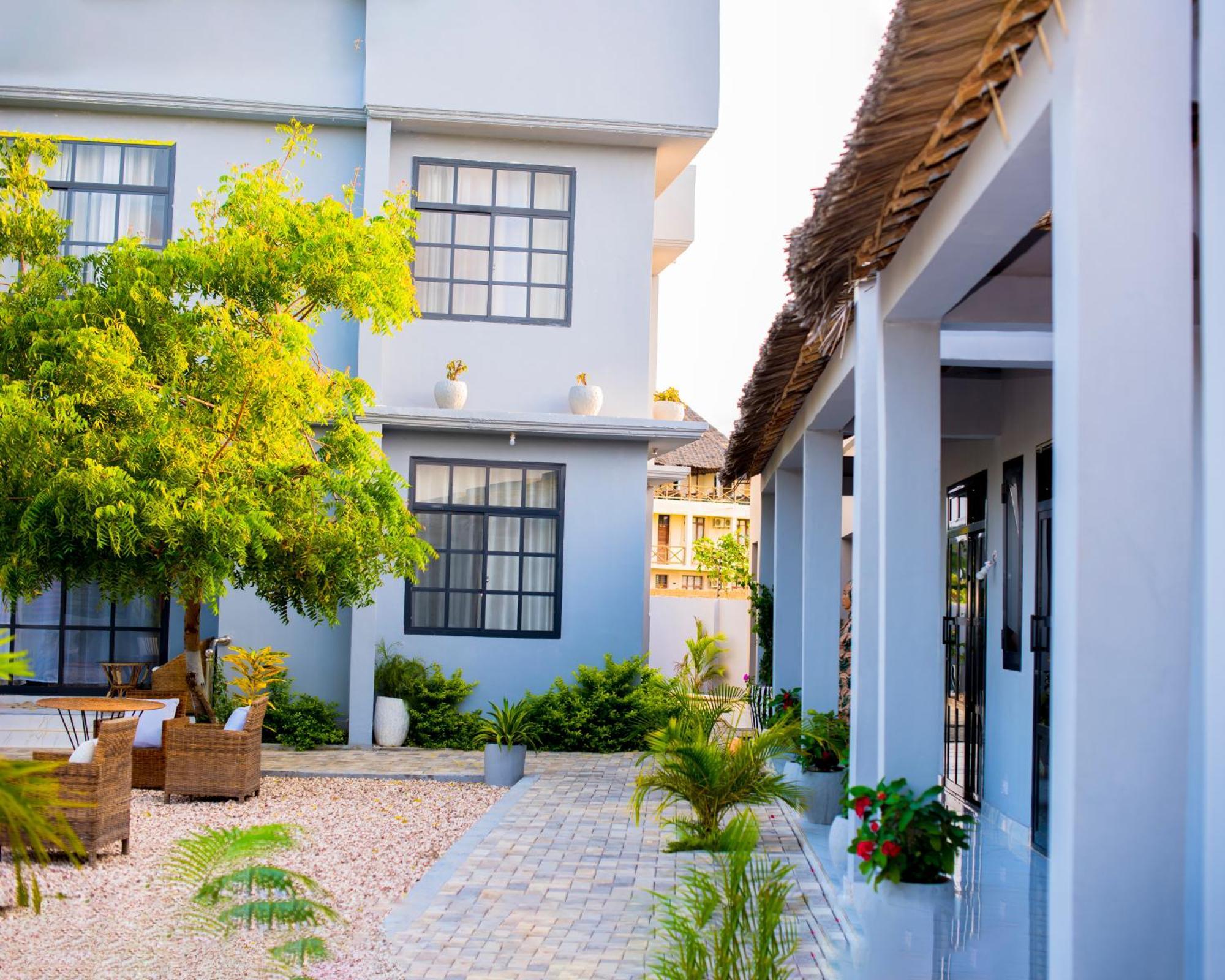 Terry Apartment Nungwi Exterior photo